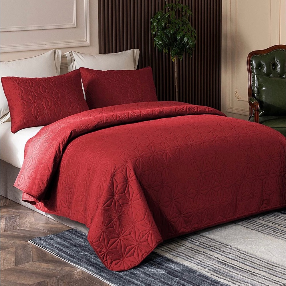 Whale Flotilla 3-Piece King Size Quilt
